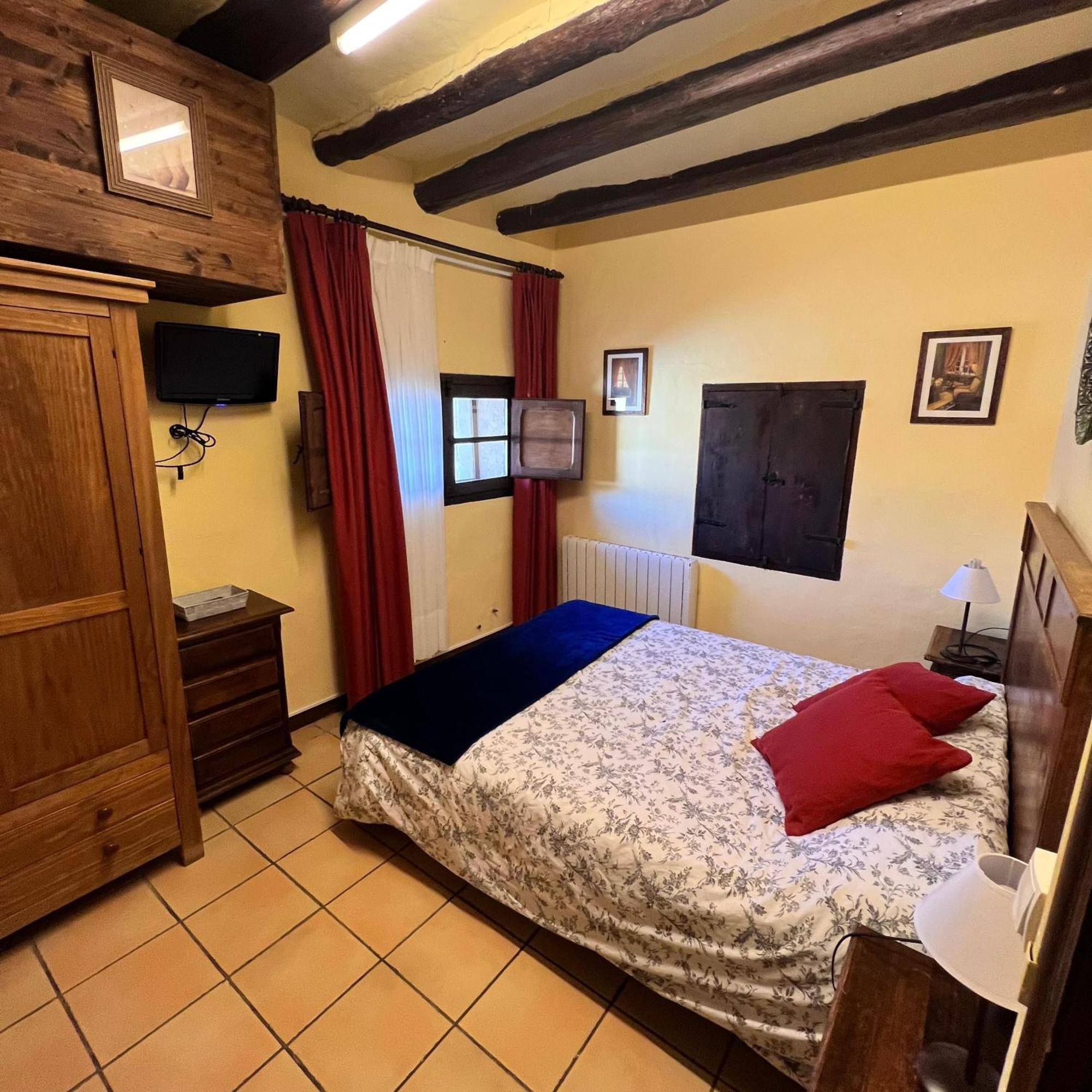 Posada Abadia De Siétamo Eksteriør billede
